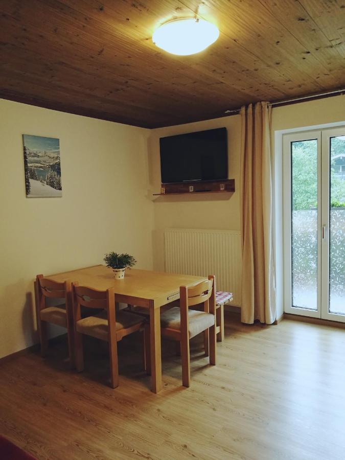 Gemuetliche Wohnung 10 Minuten Vom See Entfernt Zell am See Exteriör bild