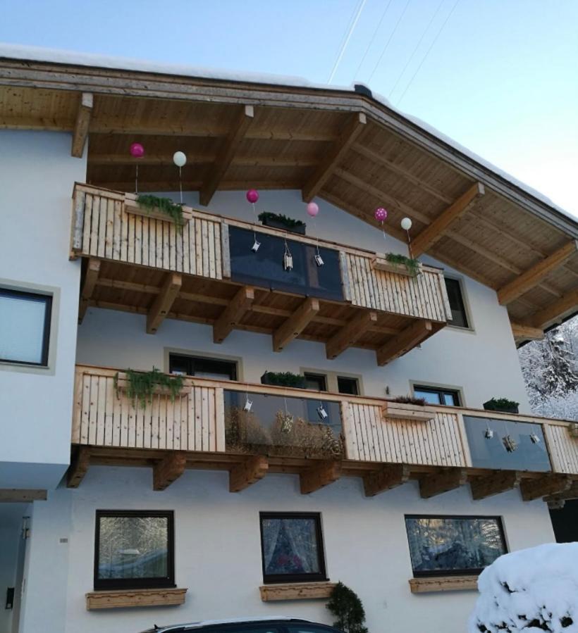 Gemuetliche Wohnung 10 Minuten Vom See Entfernt Zell am See Exteriör bild